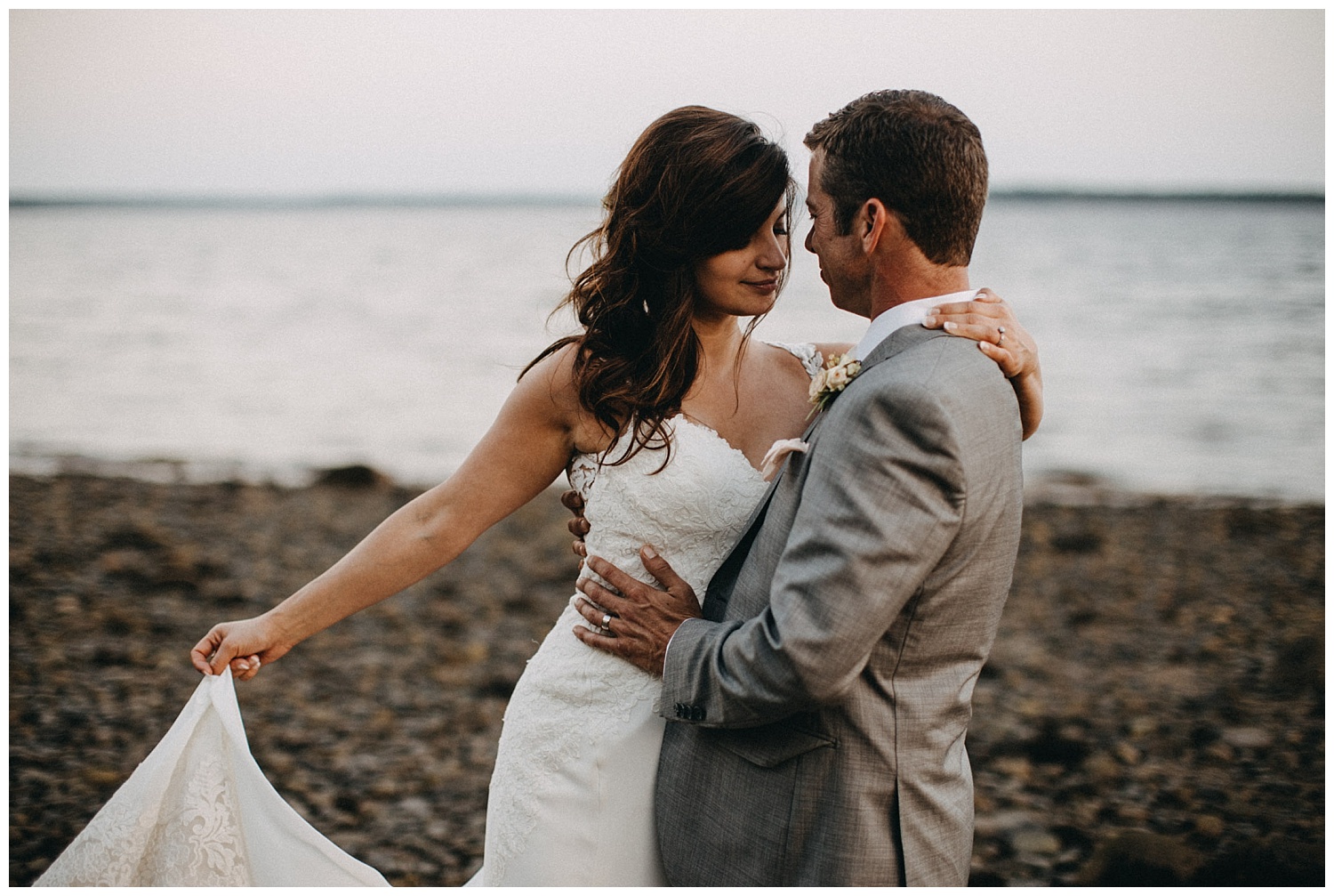 romantic wedding portraits at french's point