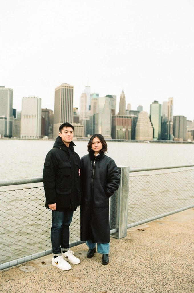 New York lovebirds in the city by the water